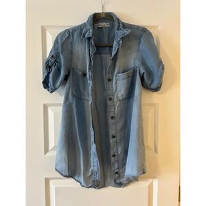 GRF Collection Light Wash Chambray Short Sleeve Button Down Shirt